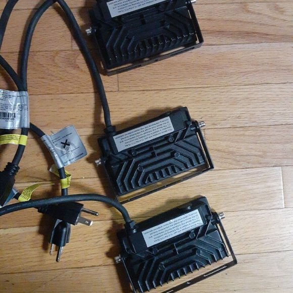 3 Pcs. Used Smart Led Flood Light RGB Outdoor Spotlight Lamp Tuya WiFi IP66 - Picture 7 of 7